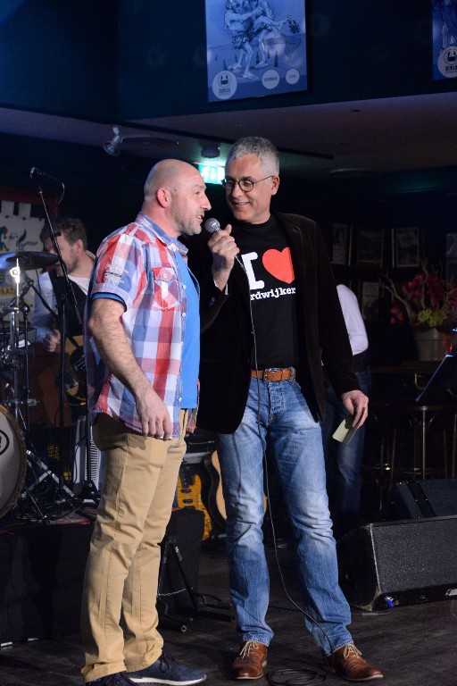 ../Images/Heel Noordwijkerhout zingt Hazes 093.jpg